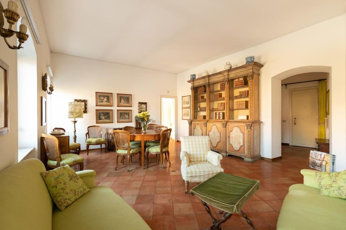 Apartment Forum Stunning Terrace Penthouse *