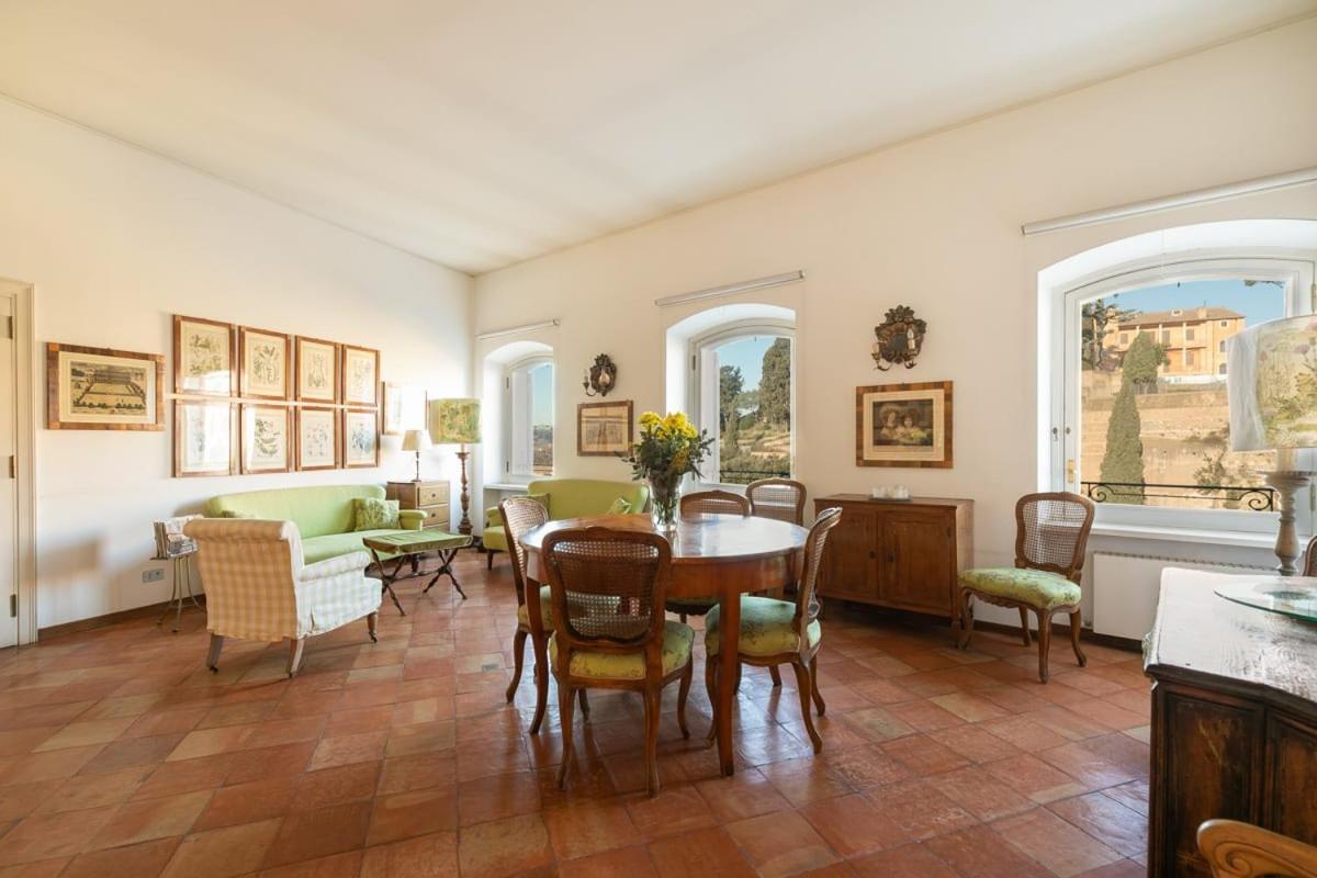 Forum Stunning Terrace Penthouse Apartment Rome