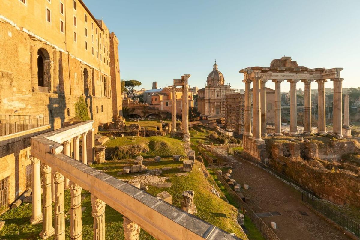 Forum Stunning Terrace Penthouse Apartment